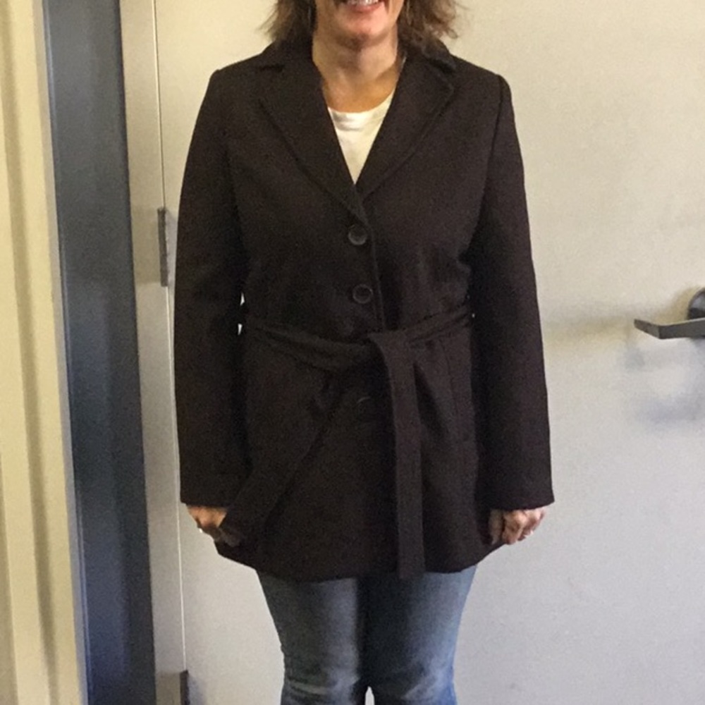 New Women’s dark brown pea coat